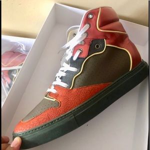 Balenciaga Men’s High Top Leather Sneaker